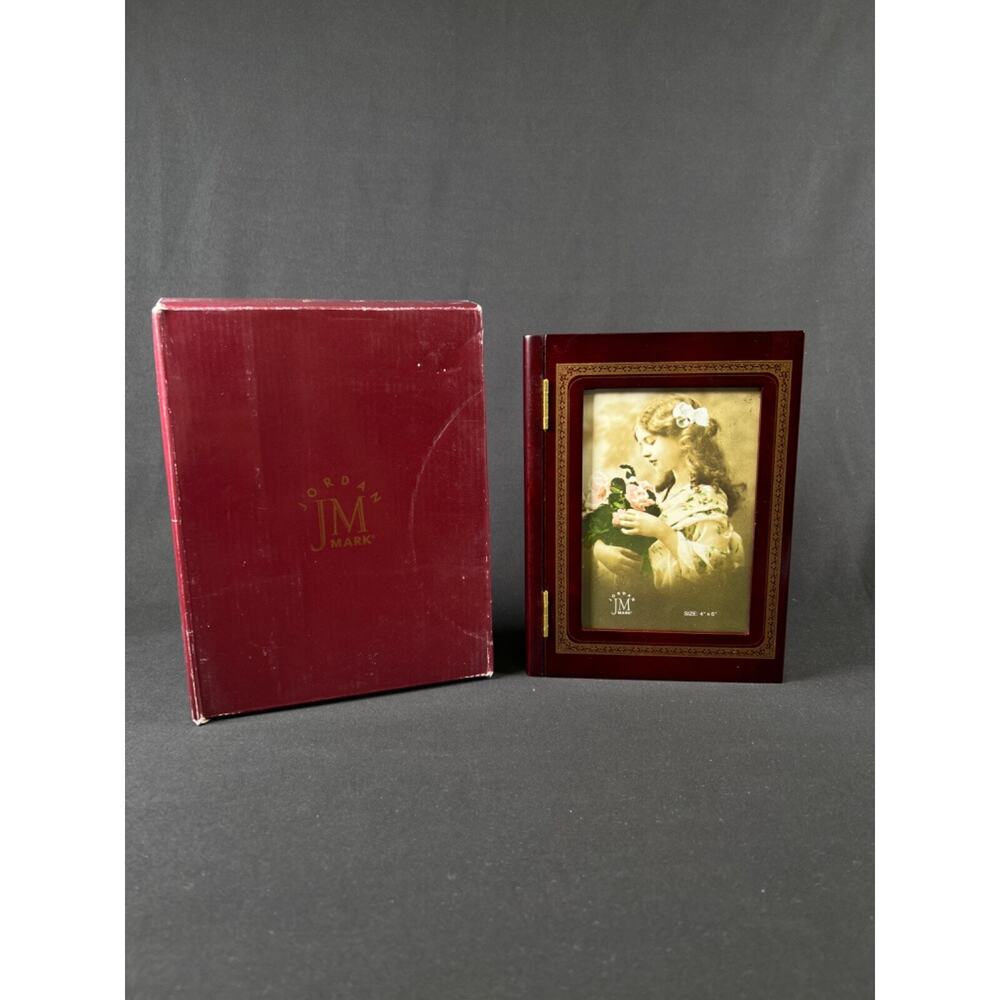 Jordan Mark photo box 4x6 Wooden Display Storage Keepsake Photos Photo Library